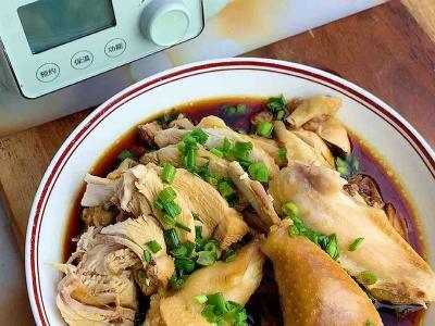 大吉大利，今天我們吃雞，醬油蒸雞健康又簡單的做法-家常味蒸菜譜