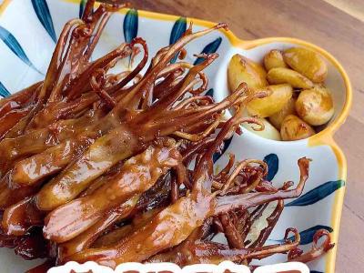 按孩子的要求，來個(gè)全新的鴨舌小吃的做法-家常味燒菜譜