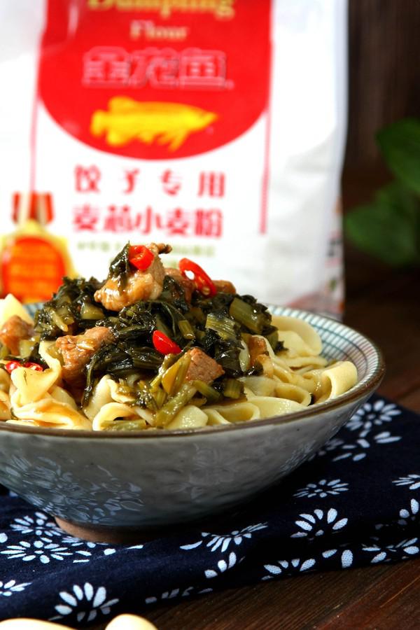 雪菜肉丁手搟面的做法-咸鮮味煮菜譜