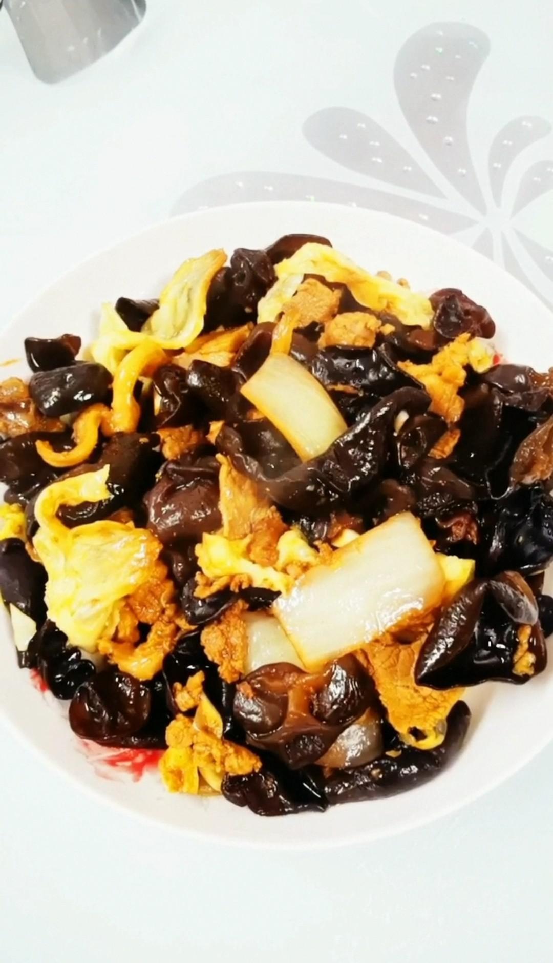 木耳炒肉的做法-咸鮮味炒菜譜