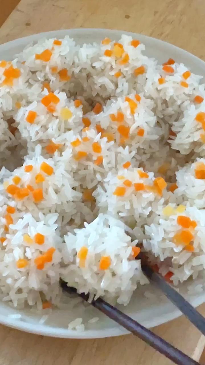 珍珠丸子的做法-家常味蒸菜譜