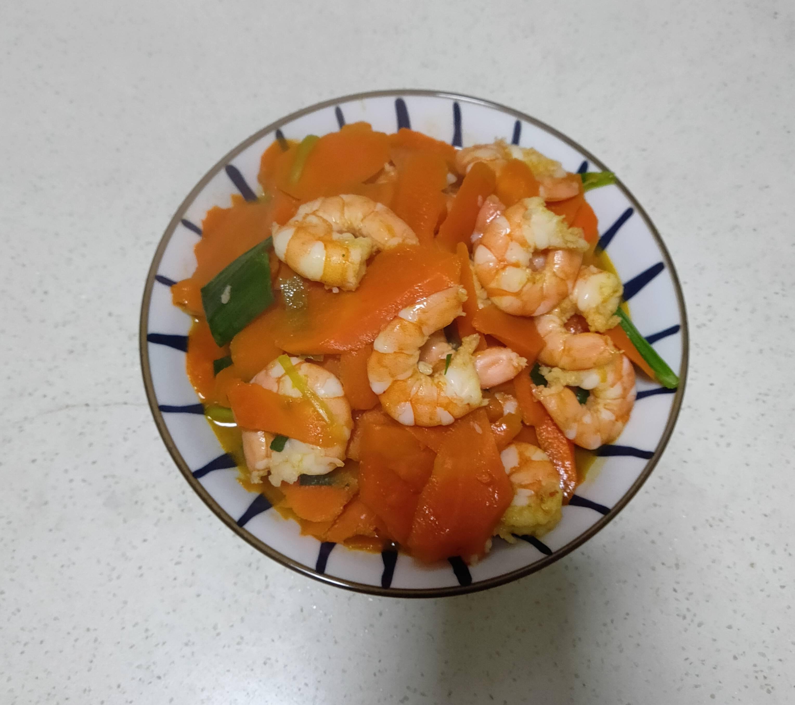 胡蘿卜炒蝦仁的做法-咸鮮味炒菜譜