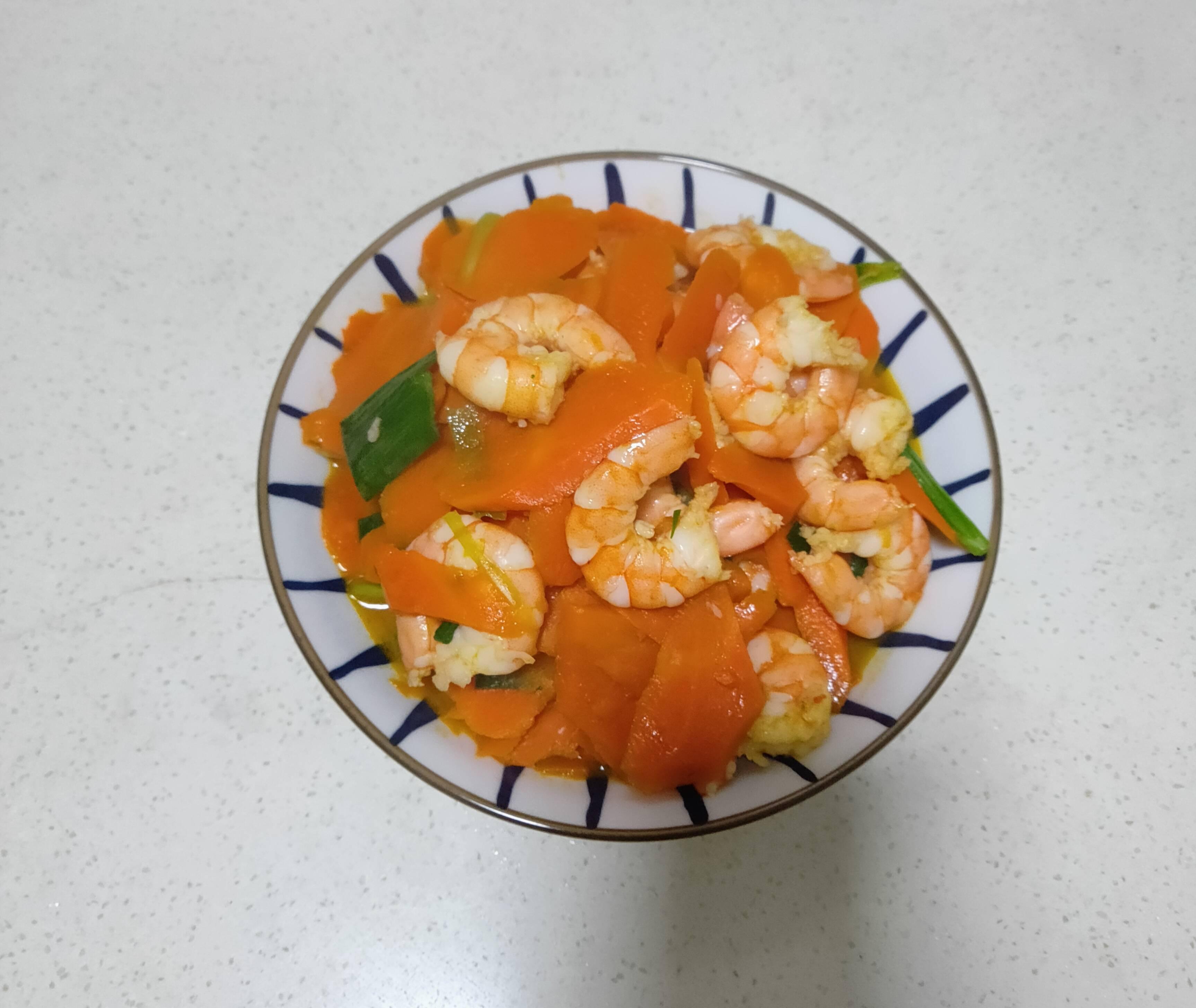 胡蘿卜炒蝦仁的做法-咸鮮味炒菜譜