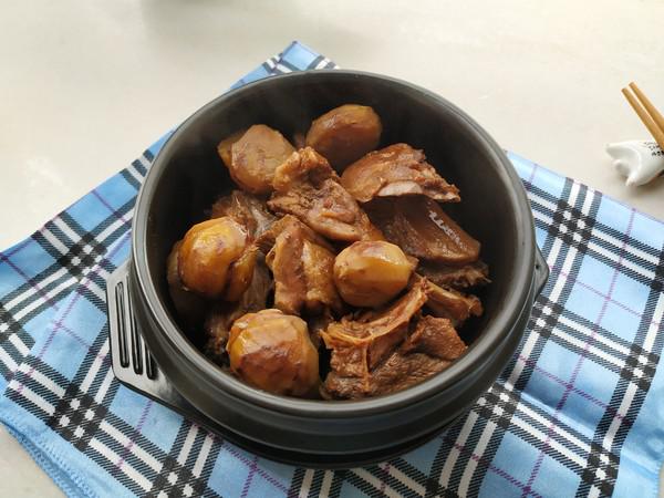 年菜必不可少の栗子燒板鴨，新的一年事業(yè)順心就吃它的做法-咸鮮味燉菜譜