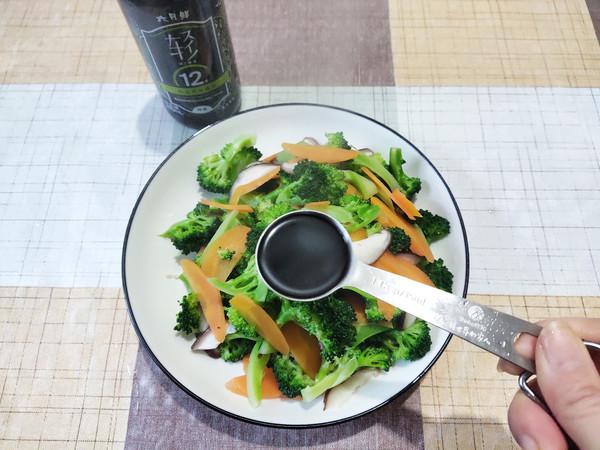 涼拌西蘭花的做法-其它口味拌菜譜