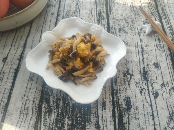 蟹味菇炒雞蛋的做法-家常味炒菜譜