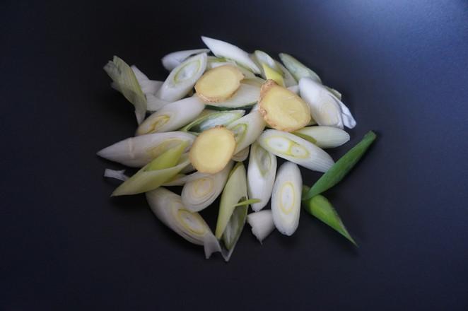 不用煎烤炸也可以做出美味的鯧魚的做法-家常味燒菜譜