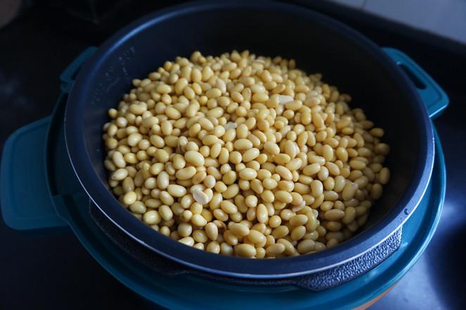 醬香黃豆的做法-家常味煮菜譜