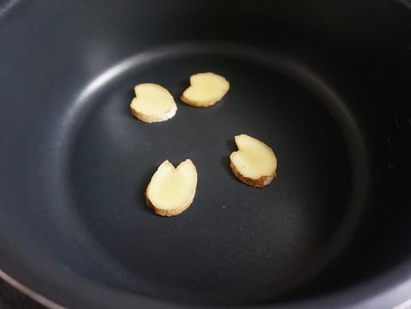 木耳燉肉的做法-醬香味燉菜譜