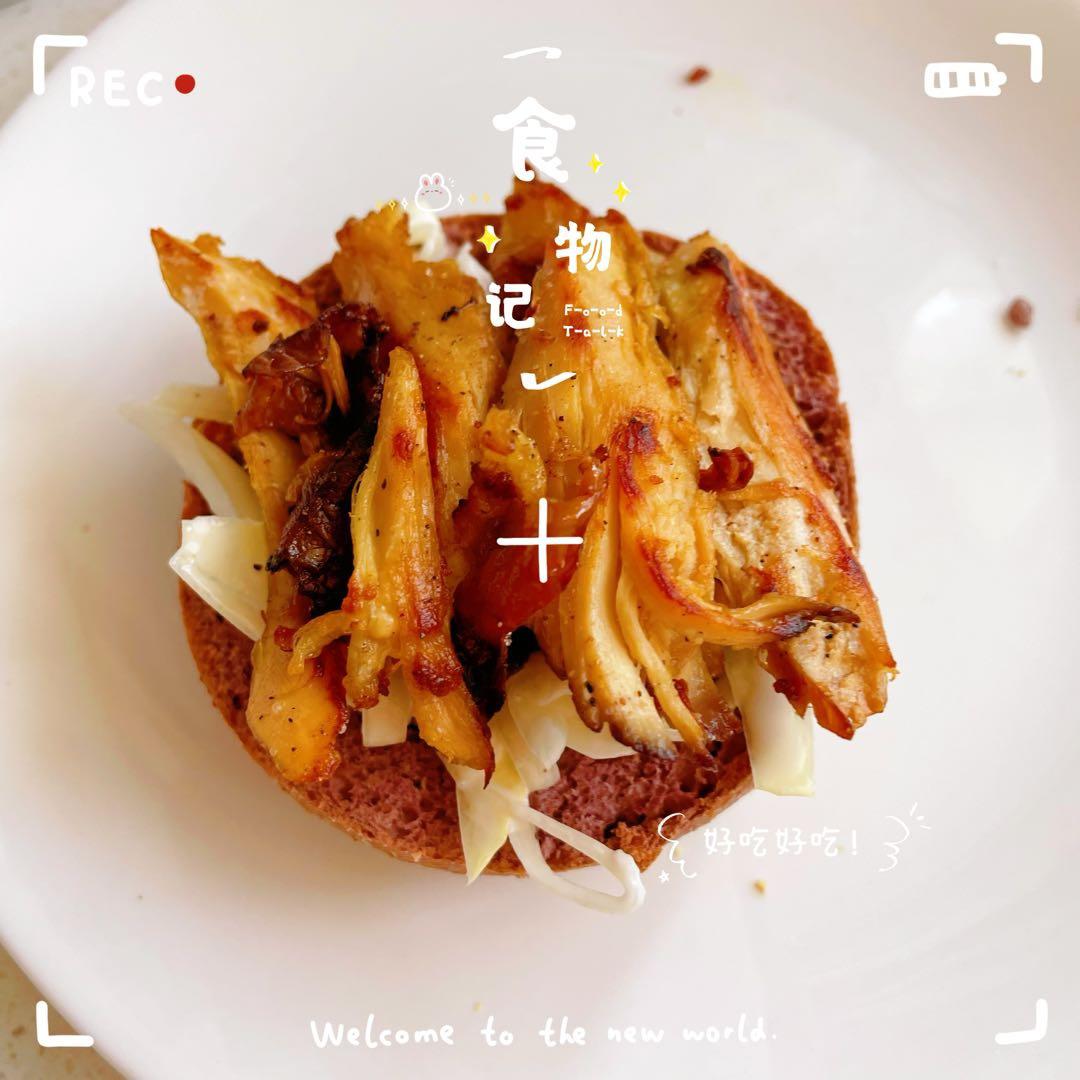 烤雞漢堡的做法-黑椒味煎菜譜