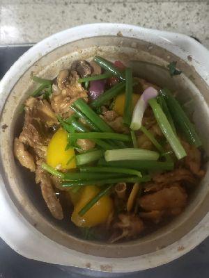 基礎粵菜 沙姜啫啫雞煲的做法-咸鮮味燜菜譜