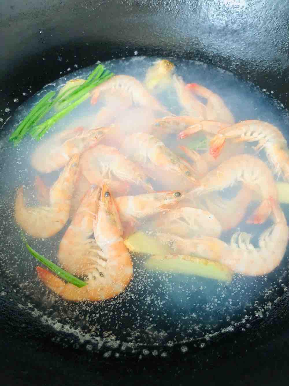 白灼蝦的做法-咸鮮味煮菜譜