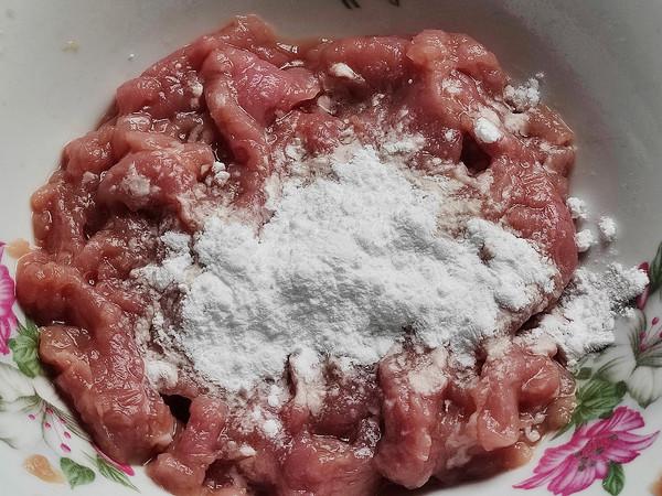 番茄水煮肉片的做法-咸鮮味煮菜譜