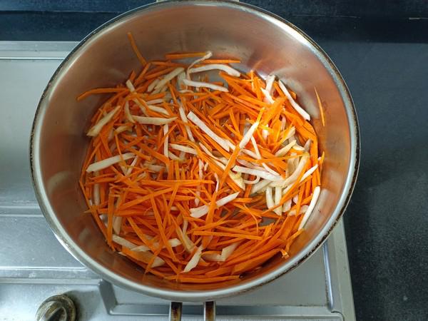 沒有肉的魚香肉絲的做法-酸辣味炒菜譜