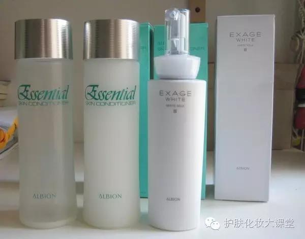  不同膚質保濕要做到潤而不膩 這些科普不得不學 