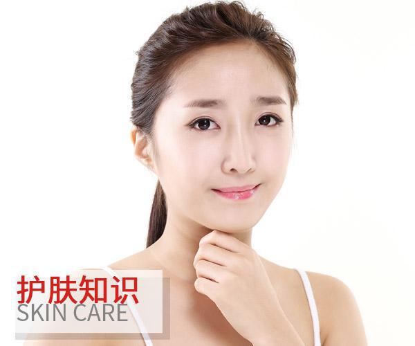  學(xué)會5分鐘按摩法 自拍小臉不再靠修容 