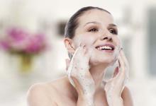 天熱洗臉要有度 小心臉會(huì)越洗越油