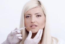 按摩臉或大笑 注射玻尿酸后不要做這六件事