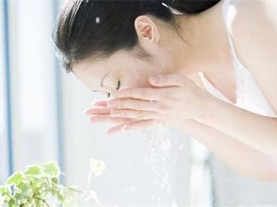 肌膚保養的四個好習慣，做到了皮膚就會越來越好