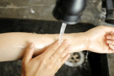 適用任何膚質(zhì)的洗面奶，雛菊的天空溫和又保濕值得推薦