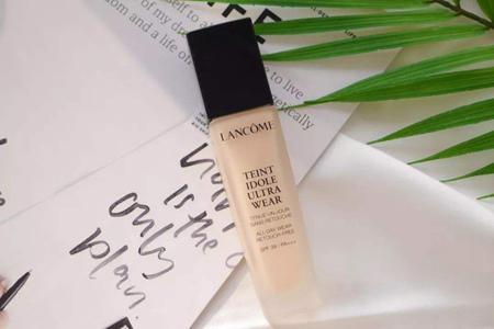 粉底液排行榜，雅詩蘭黛、蘭蔻到底哪家強