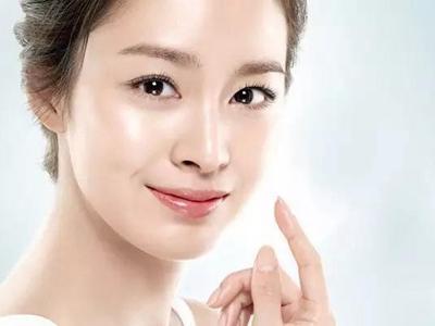 女性皮膚粗糙、干燥怎么辦，四個(gè)小方法養(yǎng)出緊致肌膚