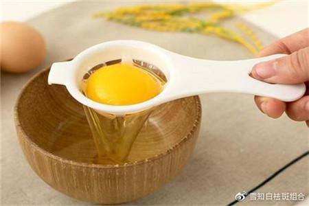 不要盲目跟從潮流購買護膚品,正確選擇適合你的化妝產(chǎn)品-易網(wǎng)健康養(yǎng)生網(wǎng) 不要盲目跟從潮流購買護膚品,正確選擇適合你的化妝產(chǎn)品