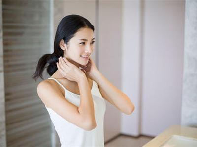 睡前給肌膚保濕護理的機會，夜間護膚步驟關鍵性強