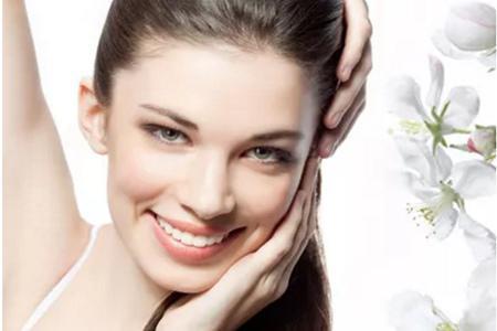 女生臉上愛出油怎么辦，三個方法為打造清爽肌膚