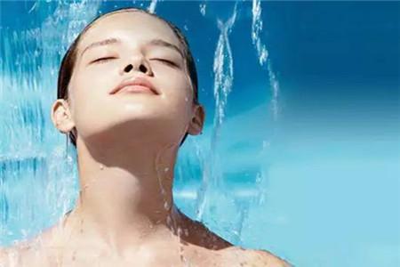 年紀增長以后，不同年齡女性的肌膚保養策略