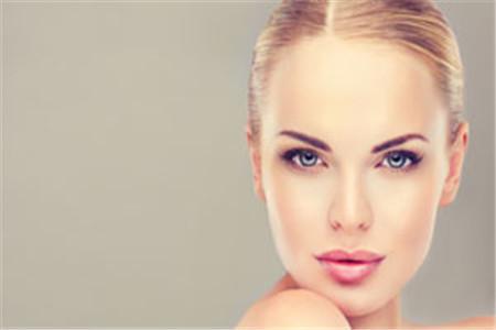 敷完面膜要不要洗臉，99.99%的女生都不知道