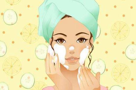 女性美白肌膚的祛斑小妙招，減少黑色素沉淀的4個方法
