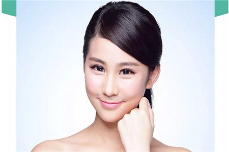 肌膚粗糙暗沉的三個重要原因，學會保養讓你肌膚煥發光彩