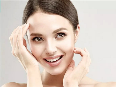 肌膚粗糙暗沉的三個重要原因,學會保養讓你肌膚煥發光彩