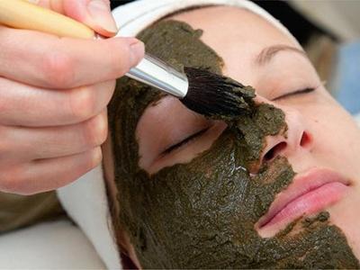 海藻面膜溫和清毛孔，補(bǔ)水功效護(hù)出女性好肌膚