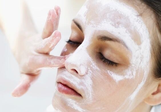 毛孔粗大如何徹底改善？教你7招解決毛孔問(wèn)題