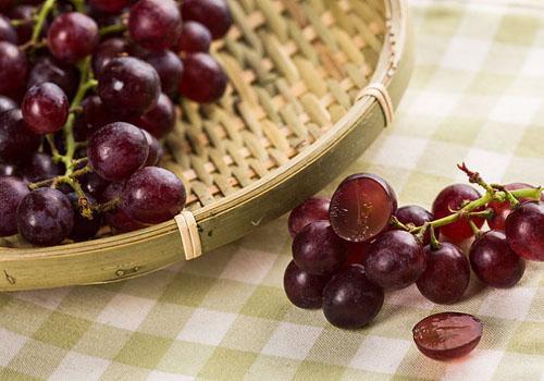 女人美容護膚吃什么水果好？常吃這5種肌膚水嫩透白