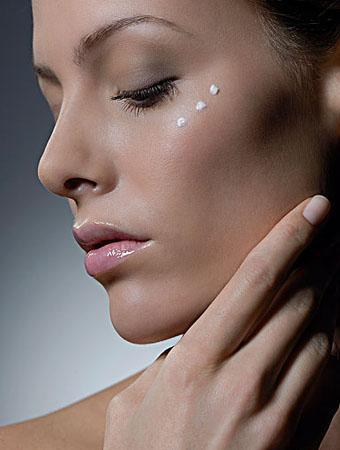 眼周出現細紋怎么辦？4種方式可幫你淡化