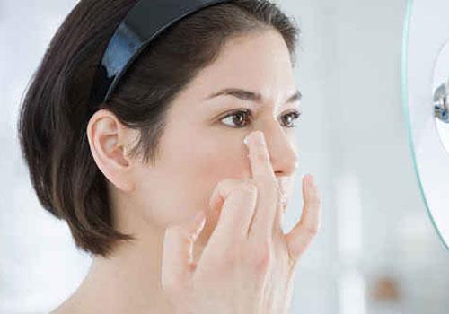 導致眼部衰老的4個習慣 你還在犯嗎？