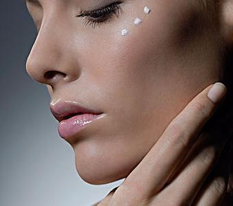 眼周出現細紋怎么辦？4種方式可幫你淡化