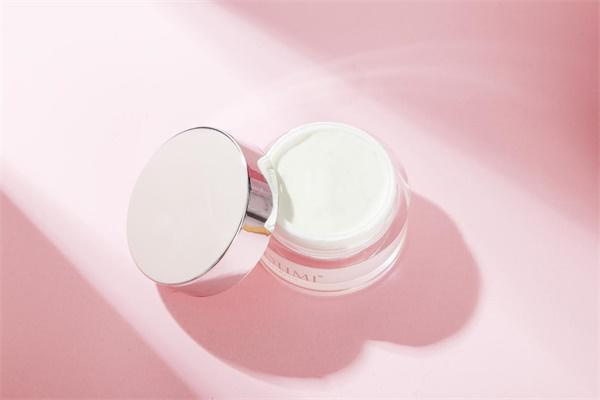 理膚泉k乳正確使用方法是什么?使用頻率多少為好?-易網(wǎng)<a href=http://m.henggaotouzi.com/ target=_blank class=infotextkey>健康養(yǎng)生</a>網(wǎng) 理膚泉k乳正確使用方法是什么?使用頻率多少為好?