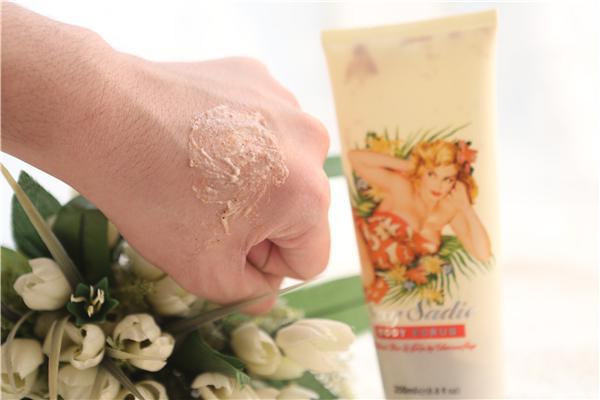 磨砂膏和去角質有什么區別?哪個好?