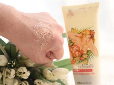 磨砂膏和去角質有什么區別?哪個好?