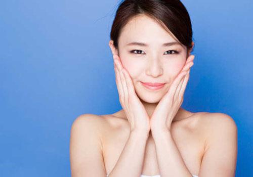 冬天皮膚干燥粗糙如何保濕？3個步驟快速補水