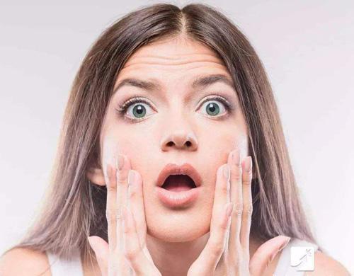 抬頭紋顯老怎么辦?5個(gè)方法搞定它