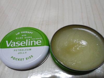 凡士林的作用和用途，美容保濕女性冬天必備