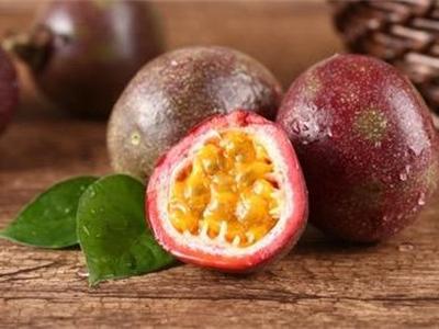 百香果的功效與作用 女性吃了排毒養顏還有瘦身功效