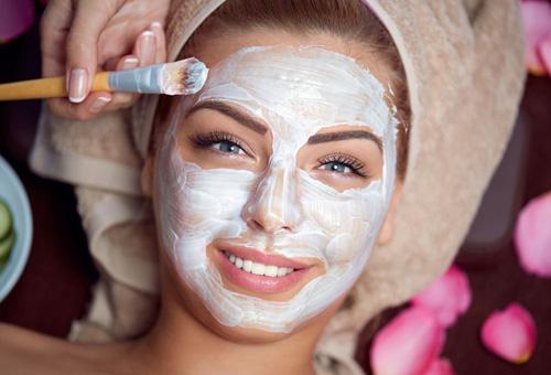 冬天適合多久敷一次面膜？當心陷入誤區
