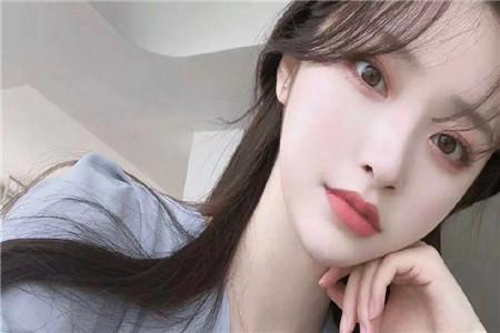 冬天嘴唇干裂脫皮怎么辦 五種唇部護理方法一步到位