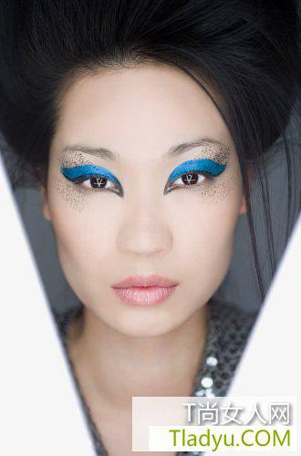 圣誕節亮片妝 Party閃出光彩